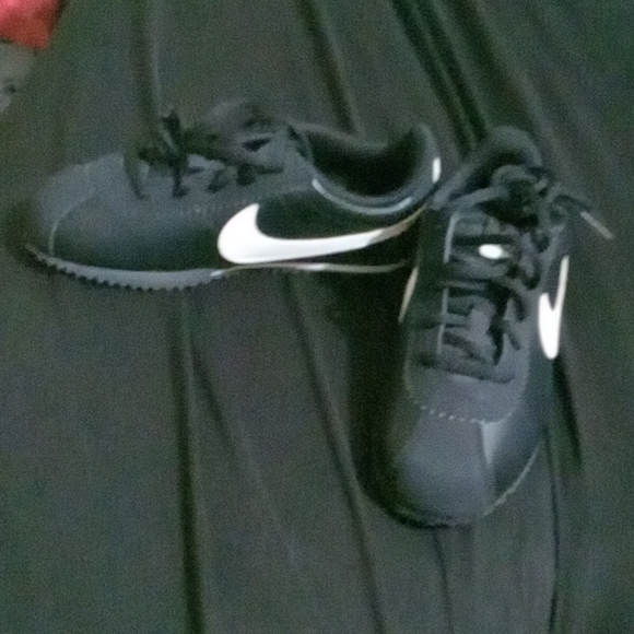 Nike Cortez 13.5c - Picture 1 of 3